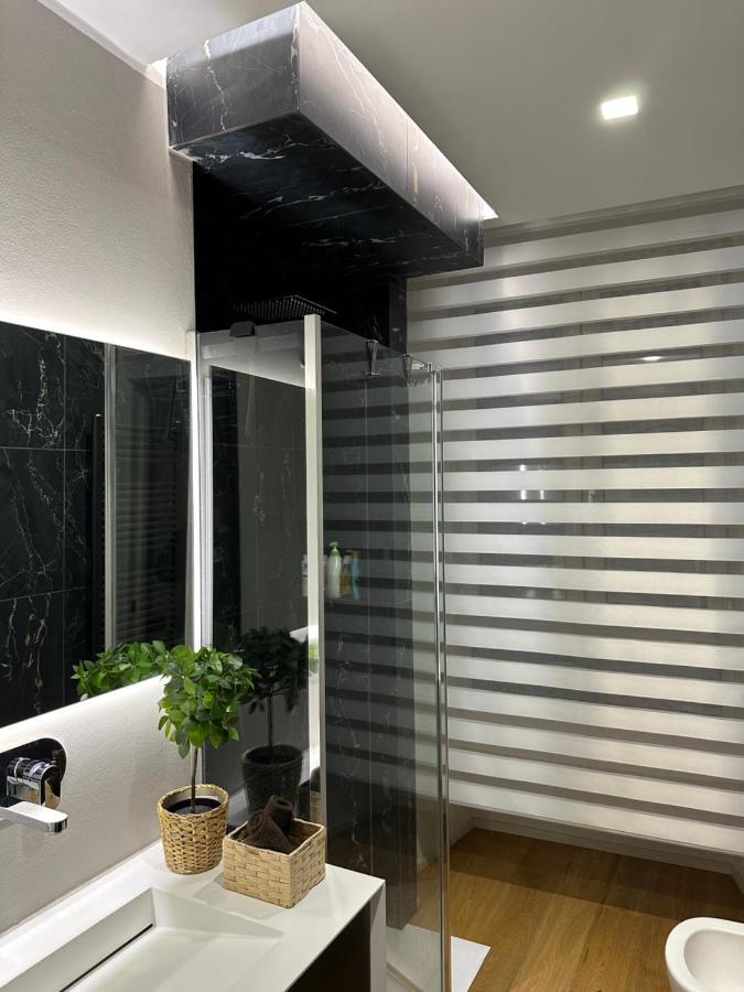 Lr Deluxe Apartments - Fondazione Prada - Metro M3 Milán Exteriér fotografie